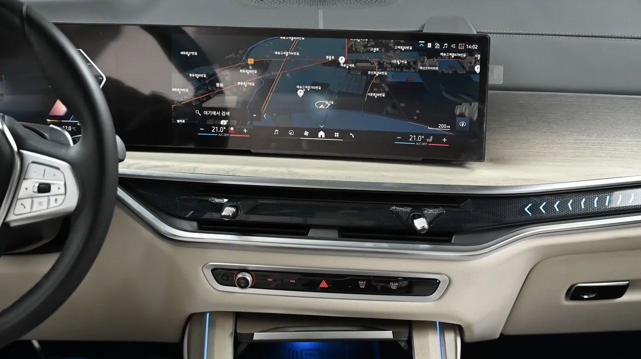 BMW X7 — miniaturë 32