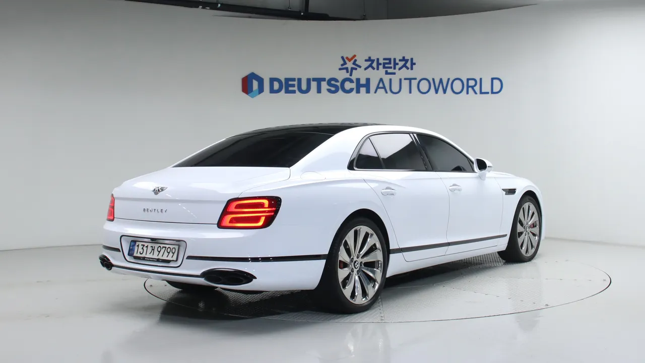 Bentley Flying Spur — miniaturë 2