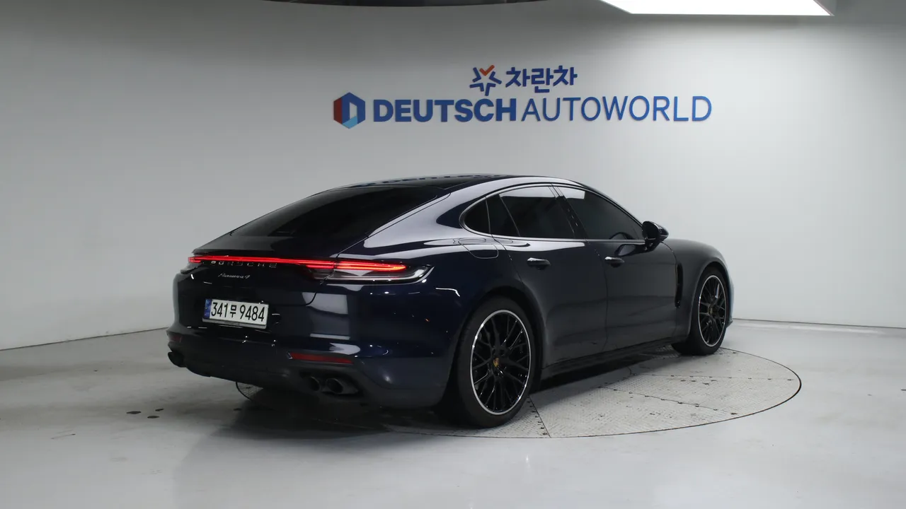 Porsche Panamera — miniaturë 21