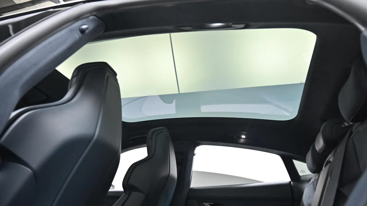 Porsche Taycan — miniaturë 28