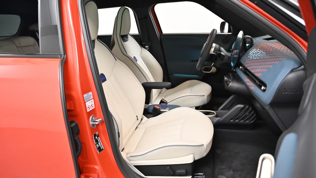 Mini Aceman 1st Generation 54.2kWh SE Favored
