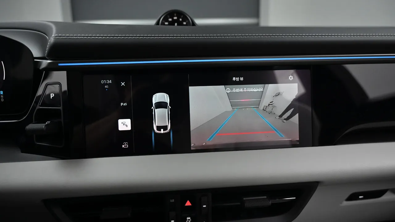 Porsche Macan — miniaturë 24