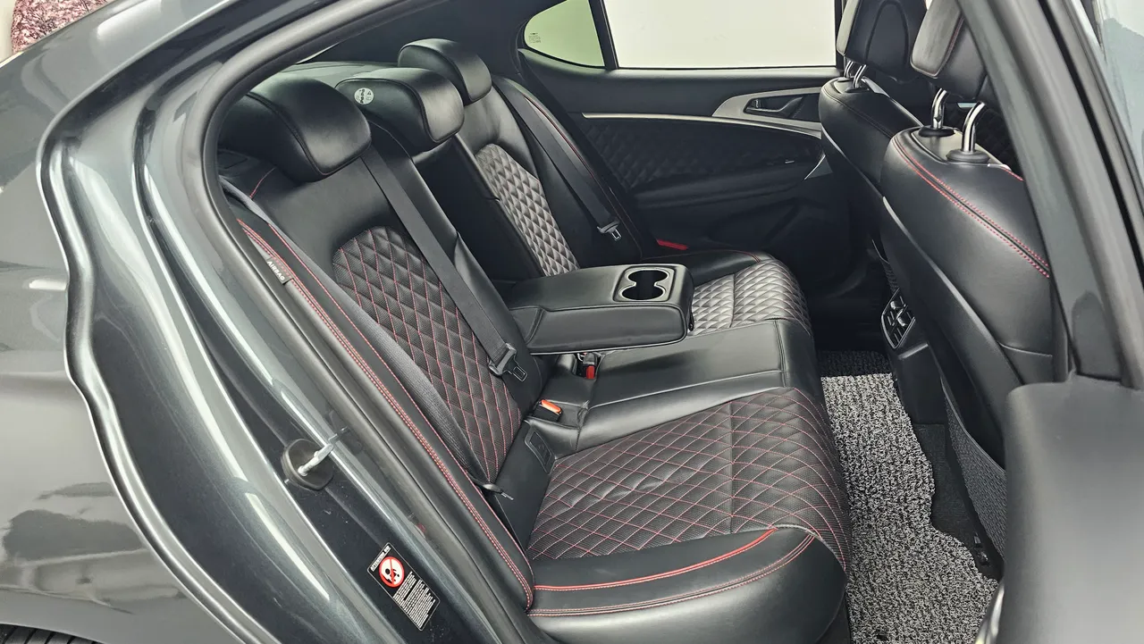 Genesis G70 — miniaturë 12