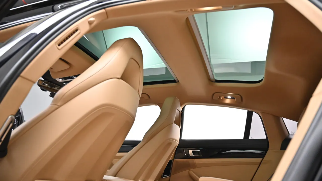 Porsche Panamera — miniaturë 37