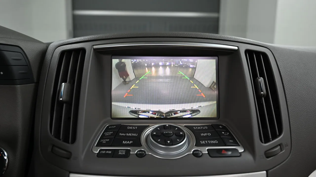 Infiniti Q60 — miniaturë 24