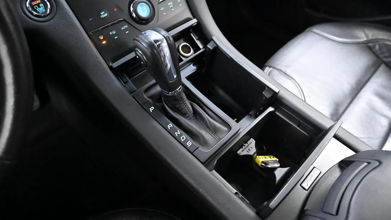 Ford Taurus 6th Generation 2.0 SEL EcoBoost