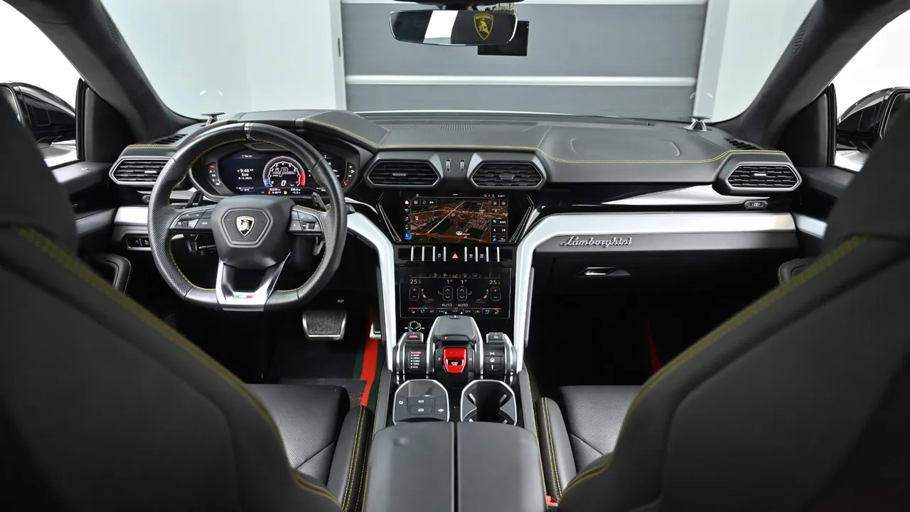 Lamborghini Urus — miniaturë 7