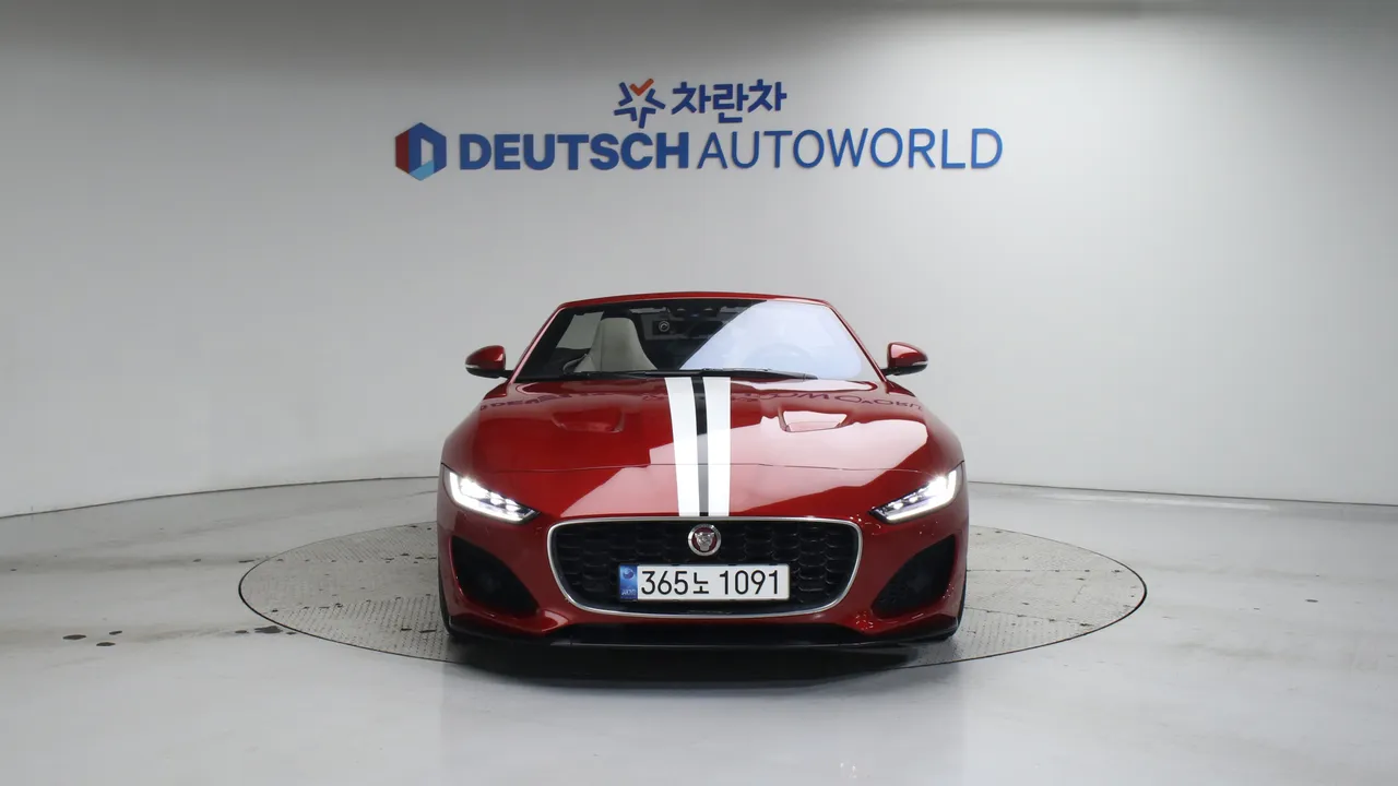 Jaguar F-Type — miniaturë 3