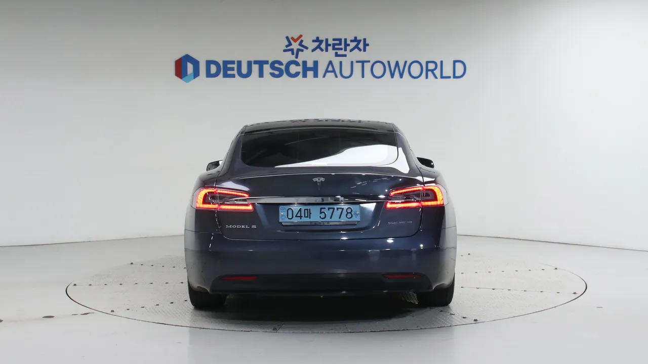 Tesla Model S 75D