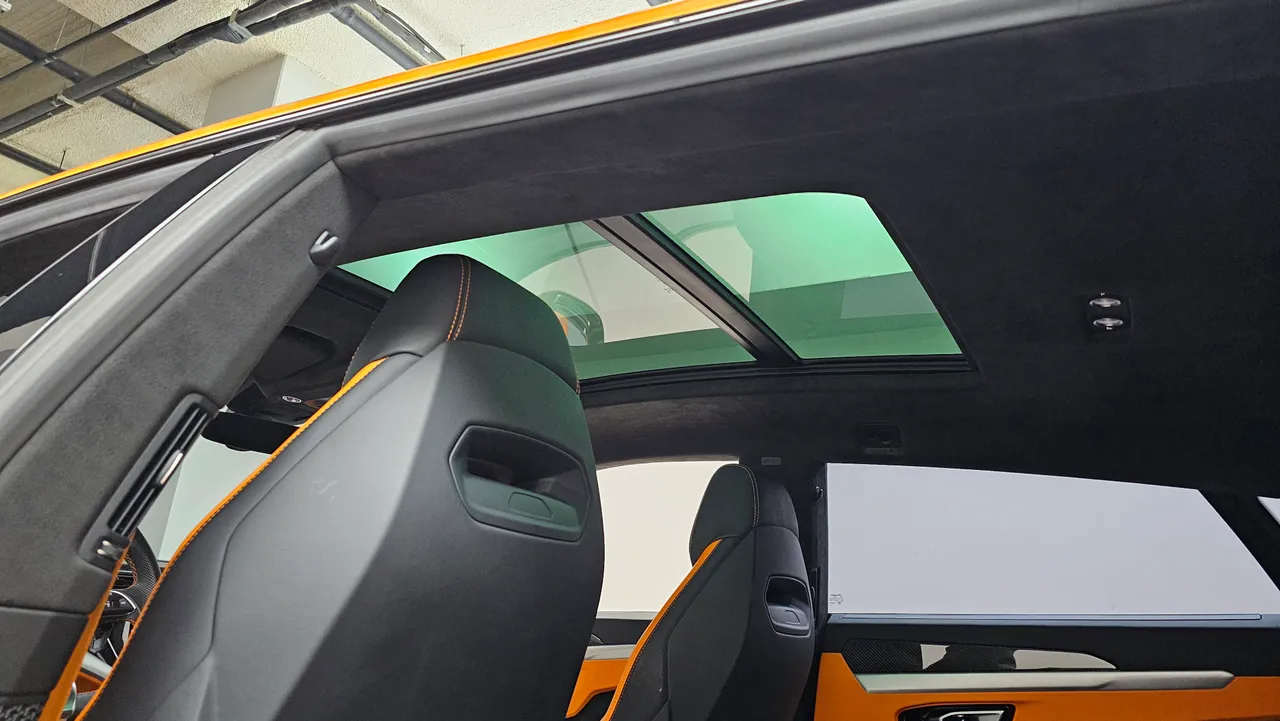 Lamborghini Urus — miniaturë 19