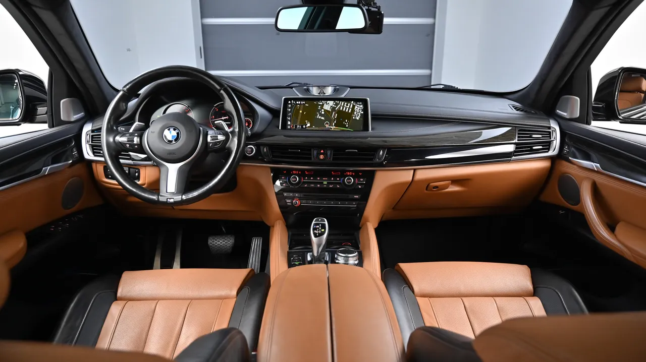 BMW X6 (F16) M50d