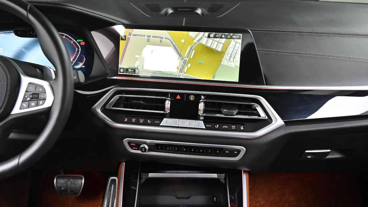 BMW X5 — miniaturë 32