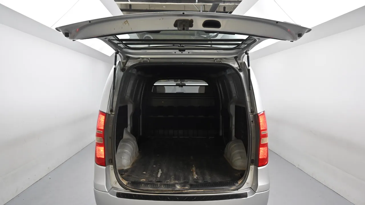 Hyundai Starex — miniaturë 47