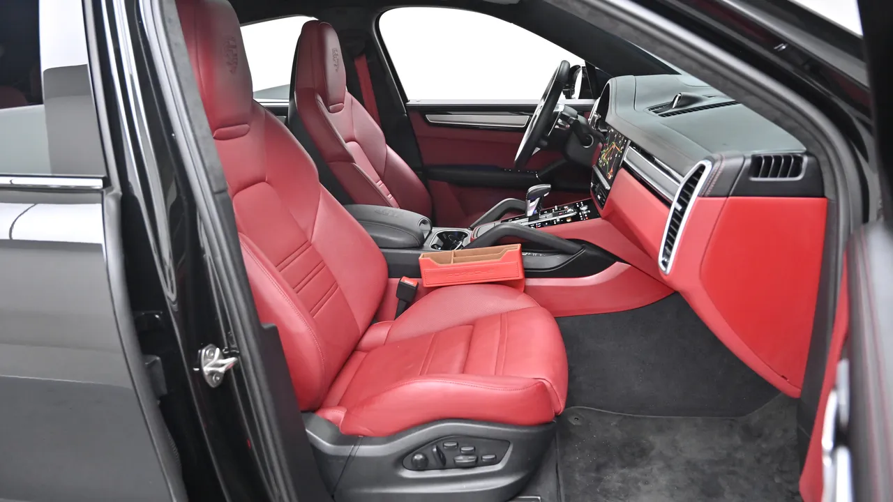 Porsche Cayenne — miniaturë 26