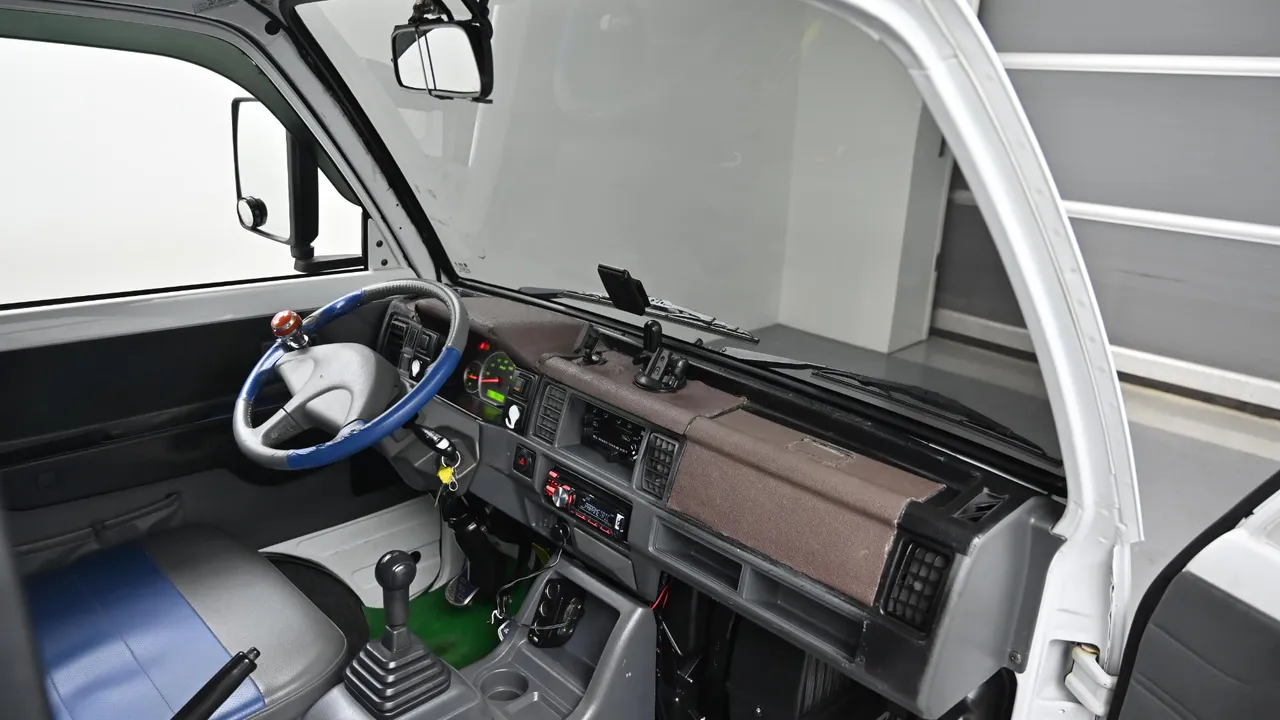 Chevrolet (GM Daewoo) New Labo Built-in Truck Long Cargo