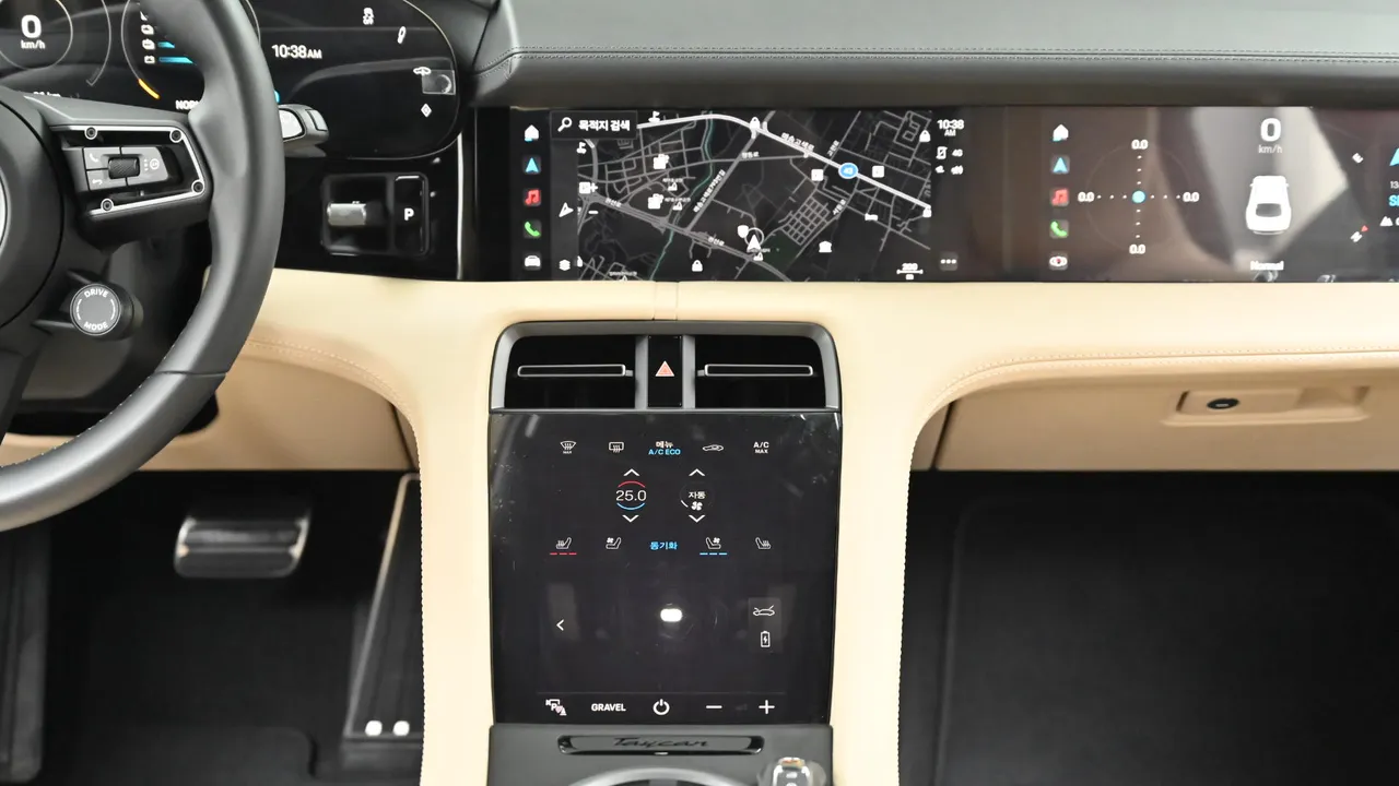 Porsche Taycan — miniaturë 23