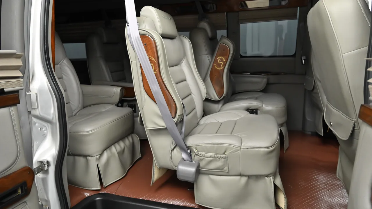 Chevrolet Express — miniaturë 39