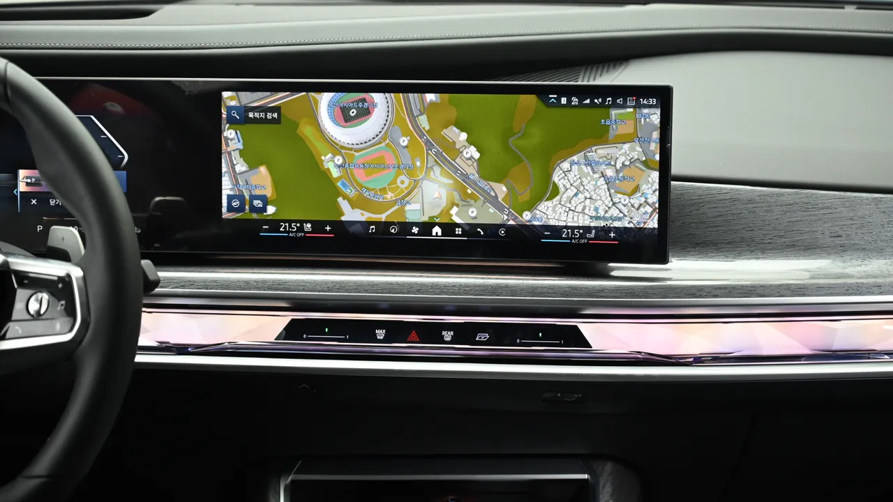 BMW 7er — miniaturë 32