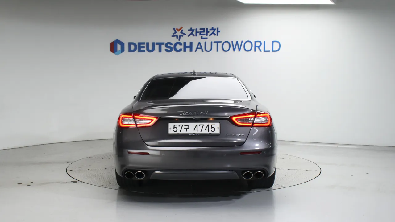 Maserati Quattroporte 3.0 V6