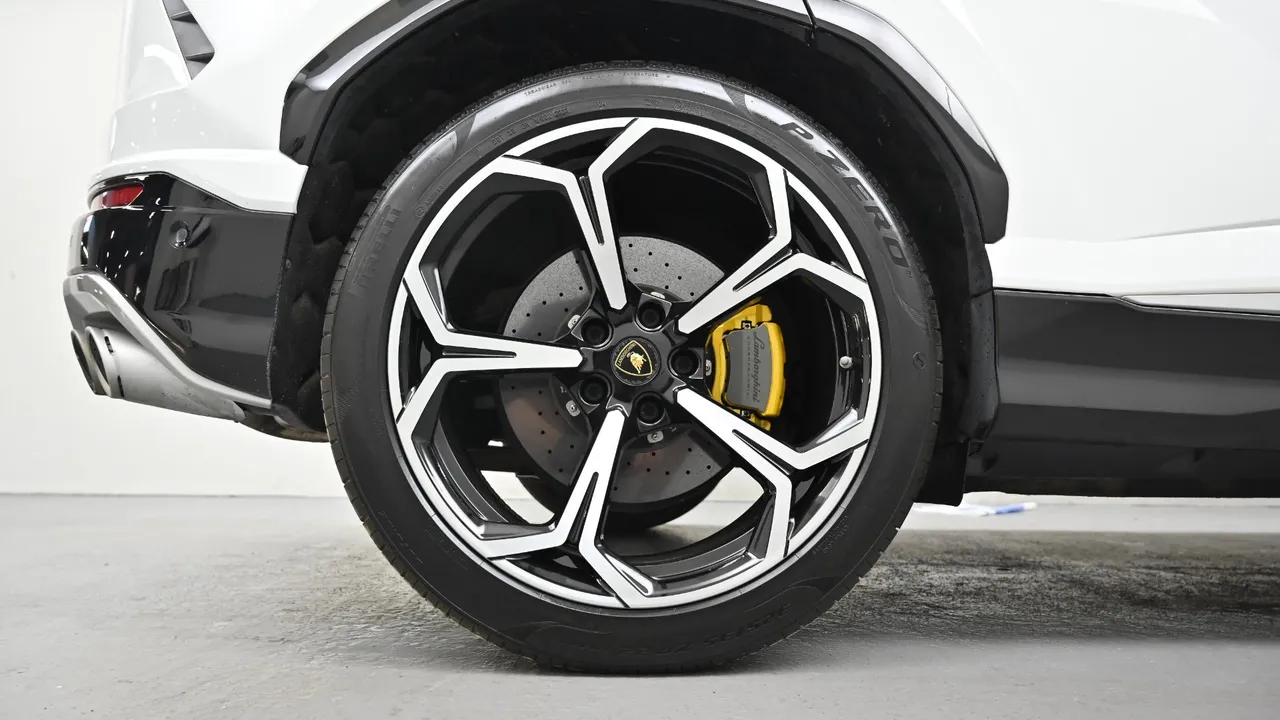 Lamborghini Urus — miniaturë 5