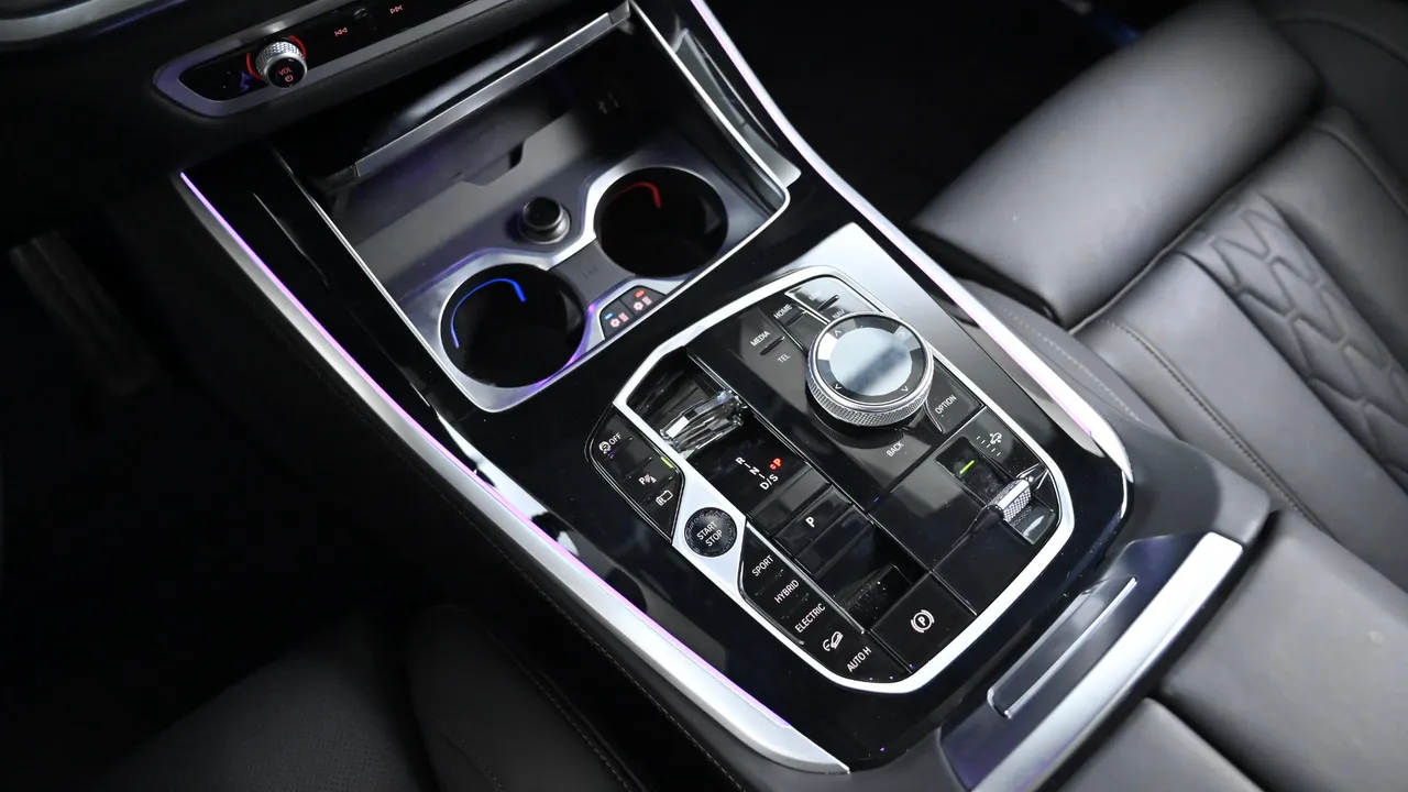BMW X5 — miniaturë 25