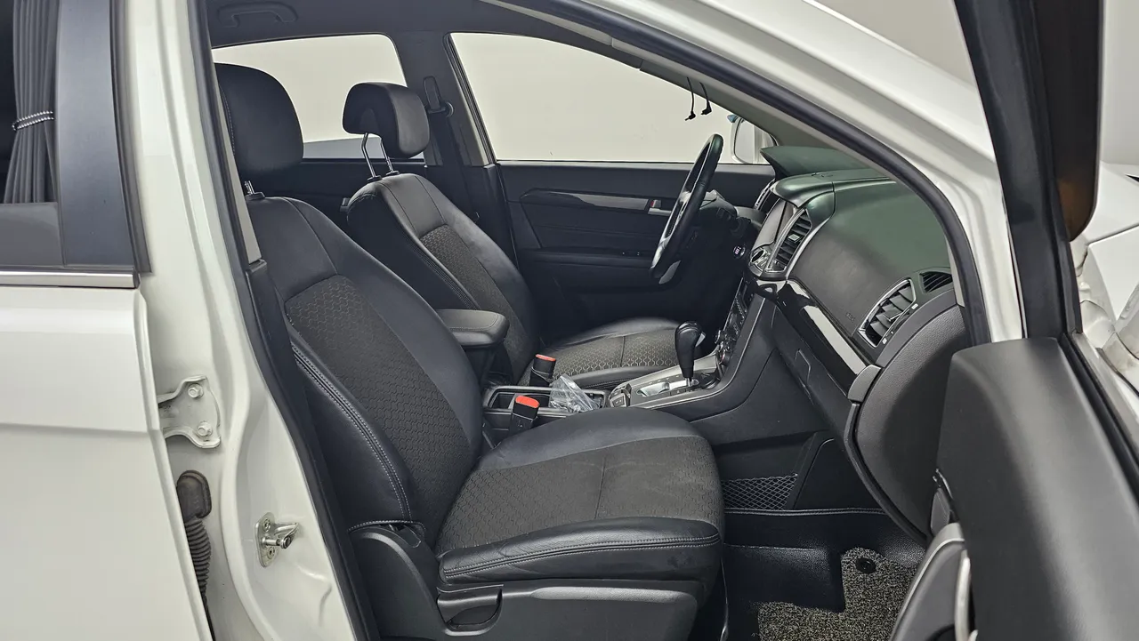 Chevrolet (GM Daewoo) Captiva 2WD LT