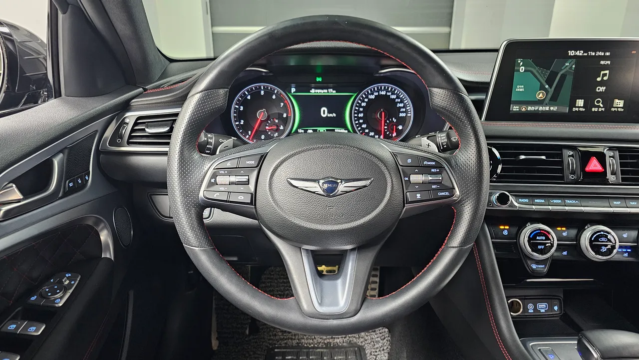 Genesis G70 — miniaturë 13