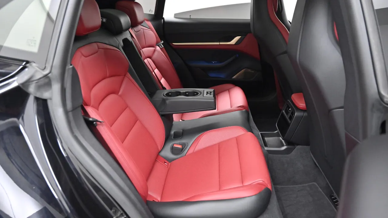 Porsche Taycan — miniaturë 21