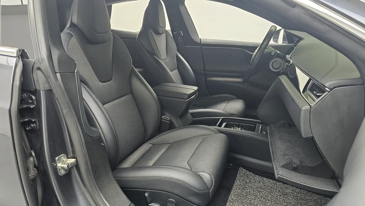 Tesla Model S 75D