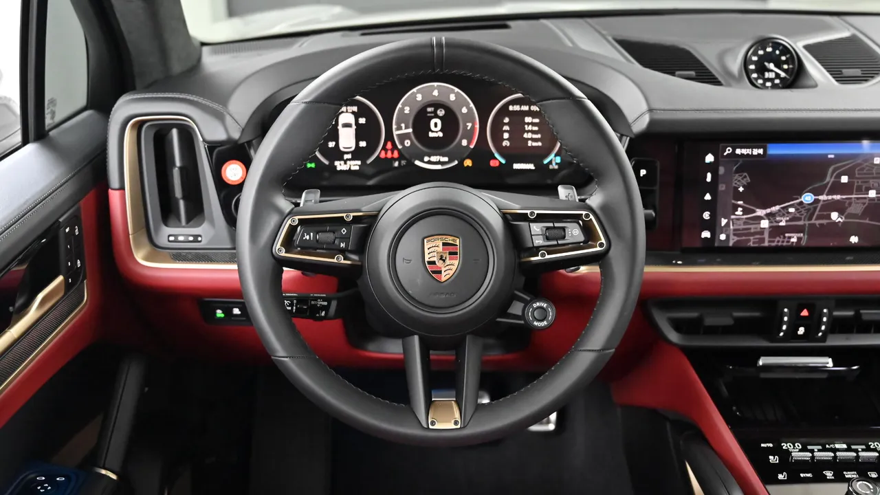 Porsche Cayenne — miniaturë 22