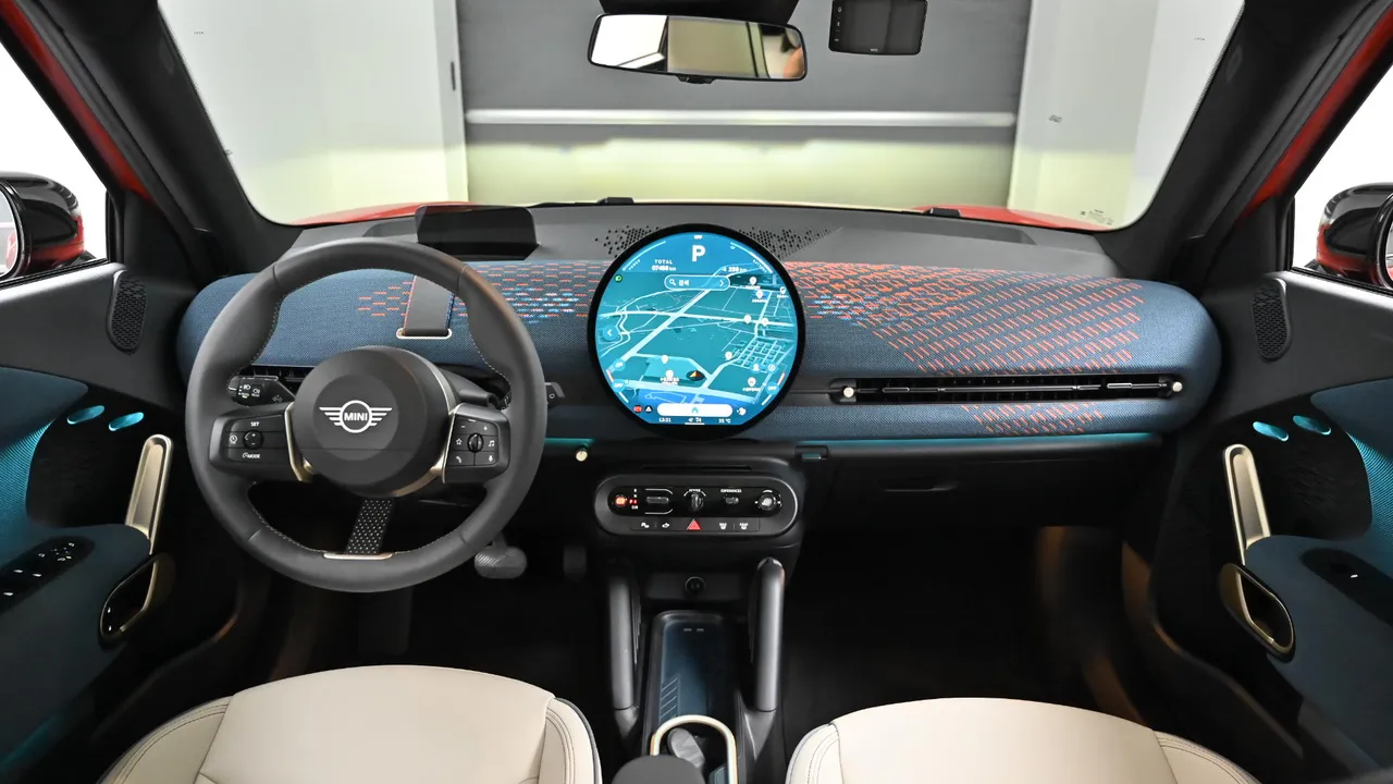 Mini Aceman 1st Generation 54.2kWh SE Favored