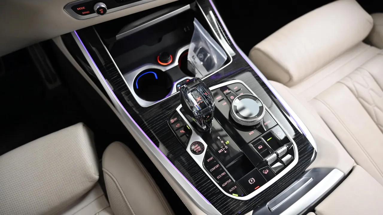 BMW X7 — miniaturë 25