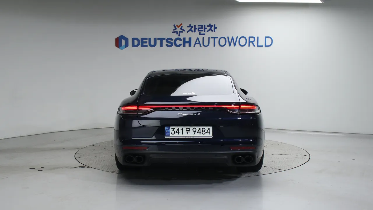 Porsche Panamera — miniaturë 22