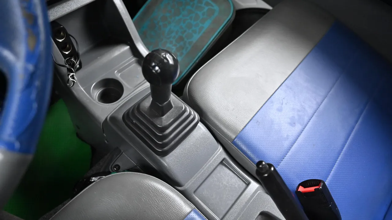 Chevrolet (GM Daewoo) New Labo Built-in Truck Long Cargo