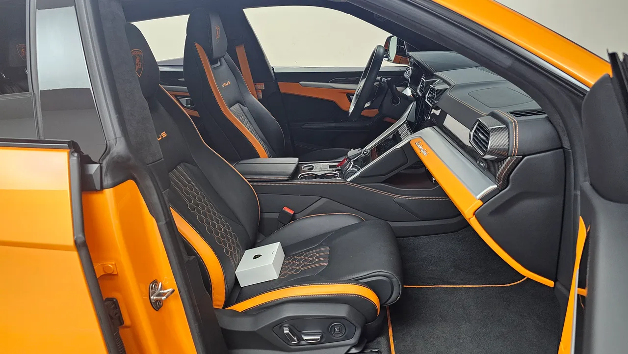 Lamborghini Urus — miniaturë 10