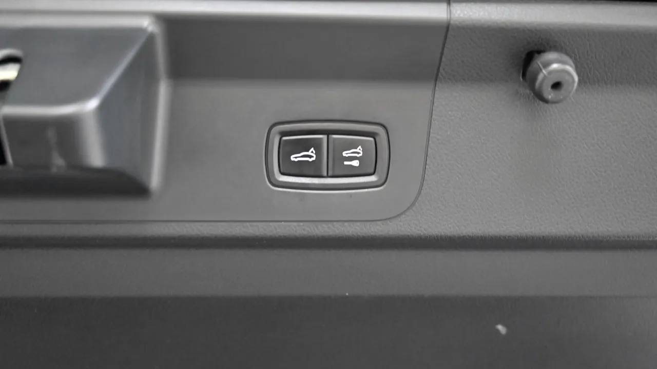 Porsche Panamera — miniaturë 38