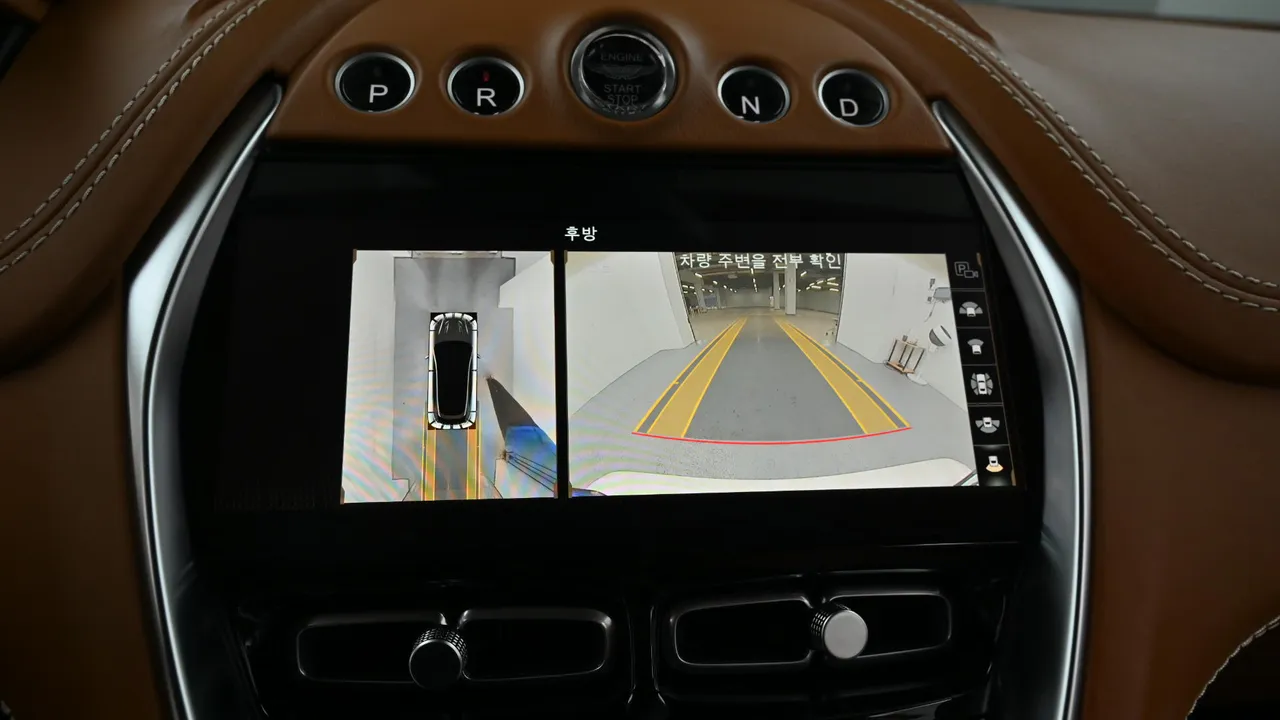 Aston Martin DBX — miniaturë 24