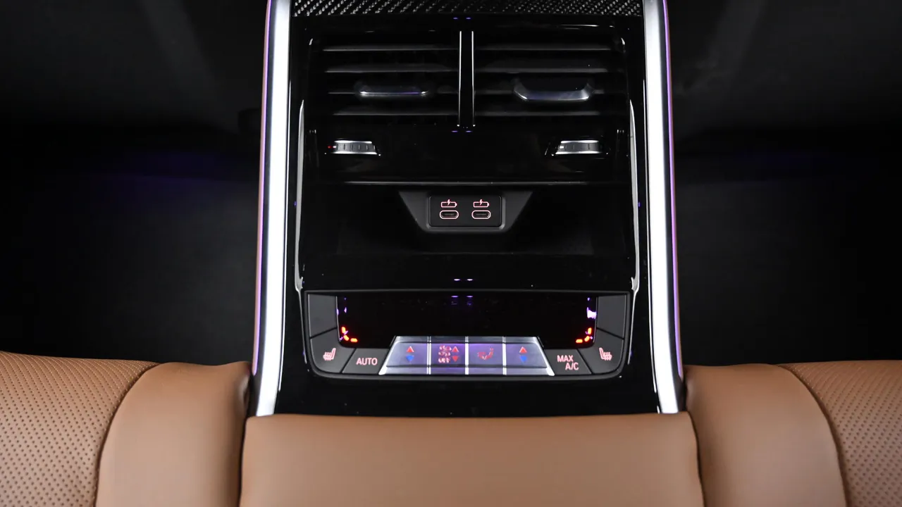 BMW M8 — miniaturë 25
