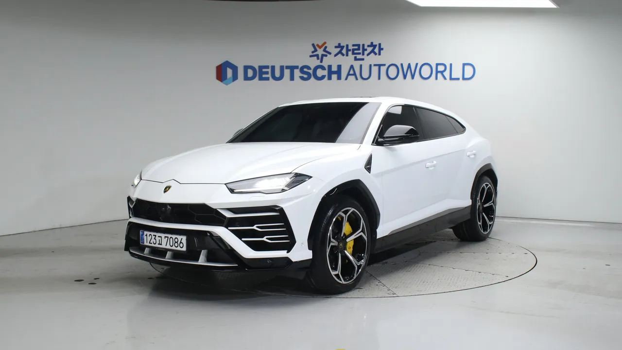 Lamborghini Urus 4.0 V8 — foto 1