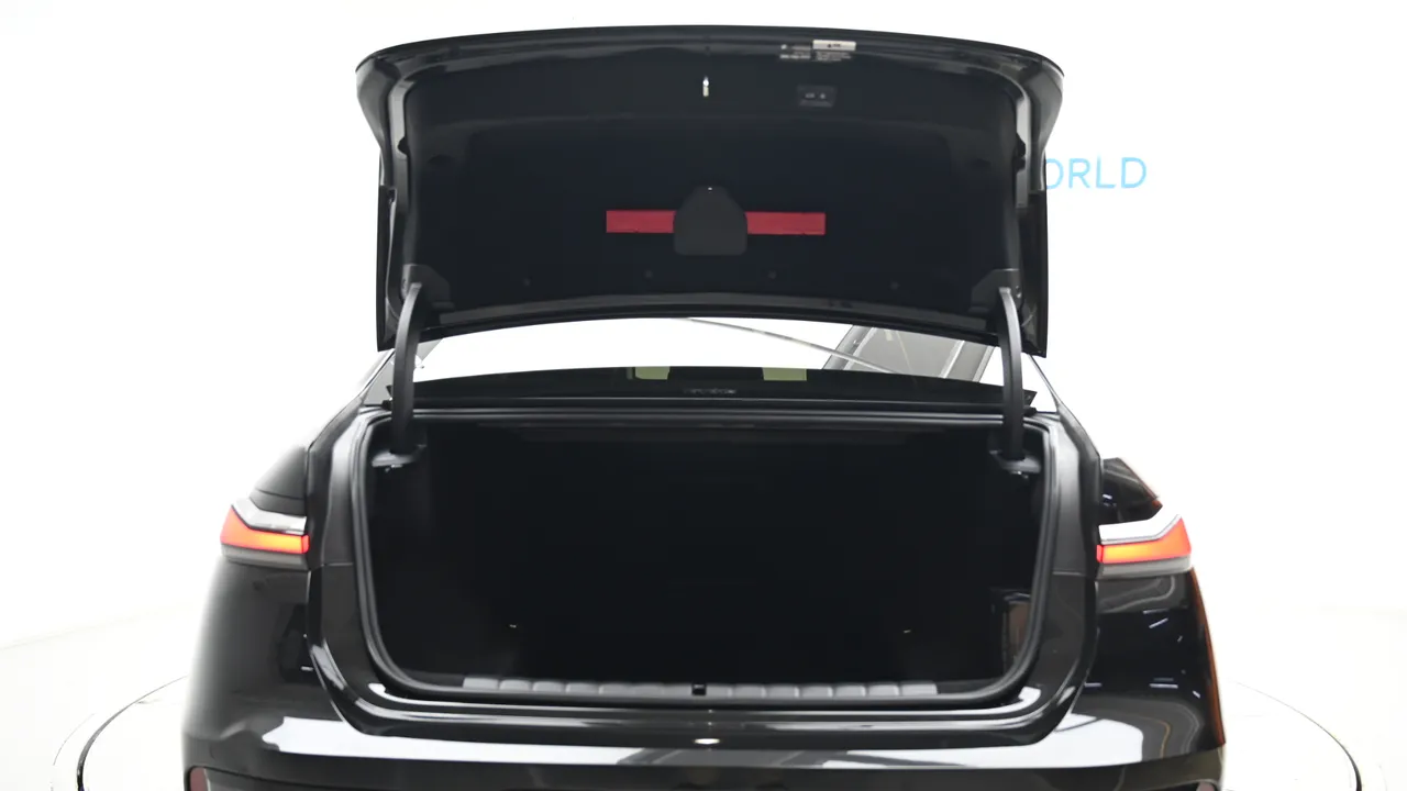 BMW 7er — miniaturë 38