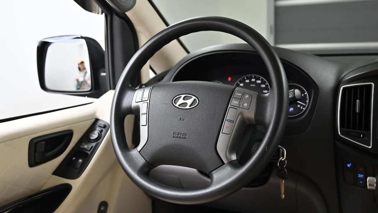 Hyundai Starex — miniaturë 40