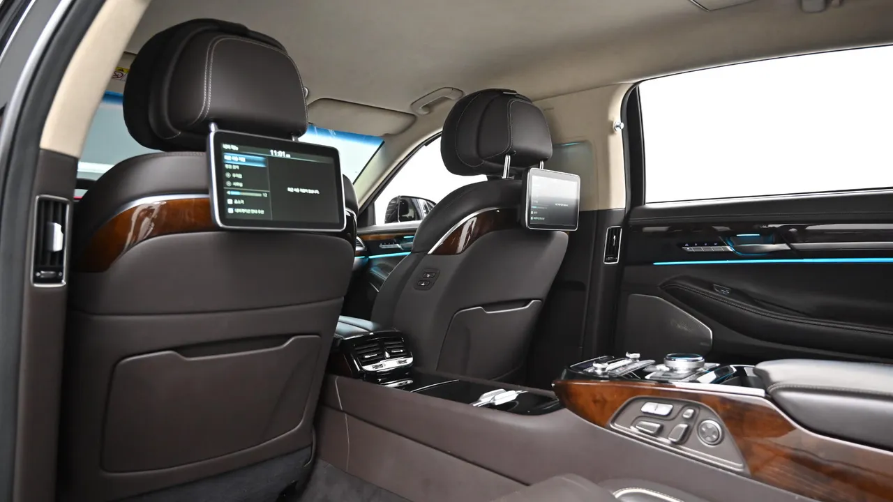 Genesis G90 — miniaturë 46