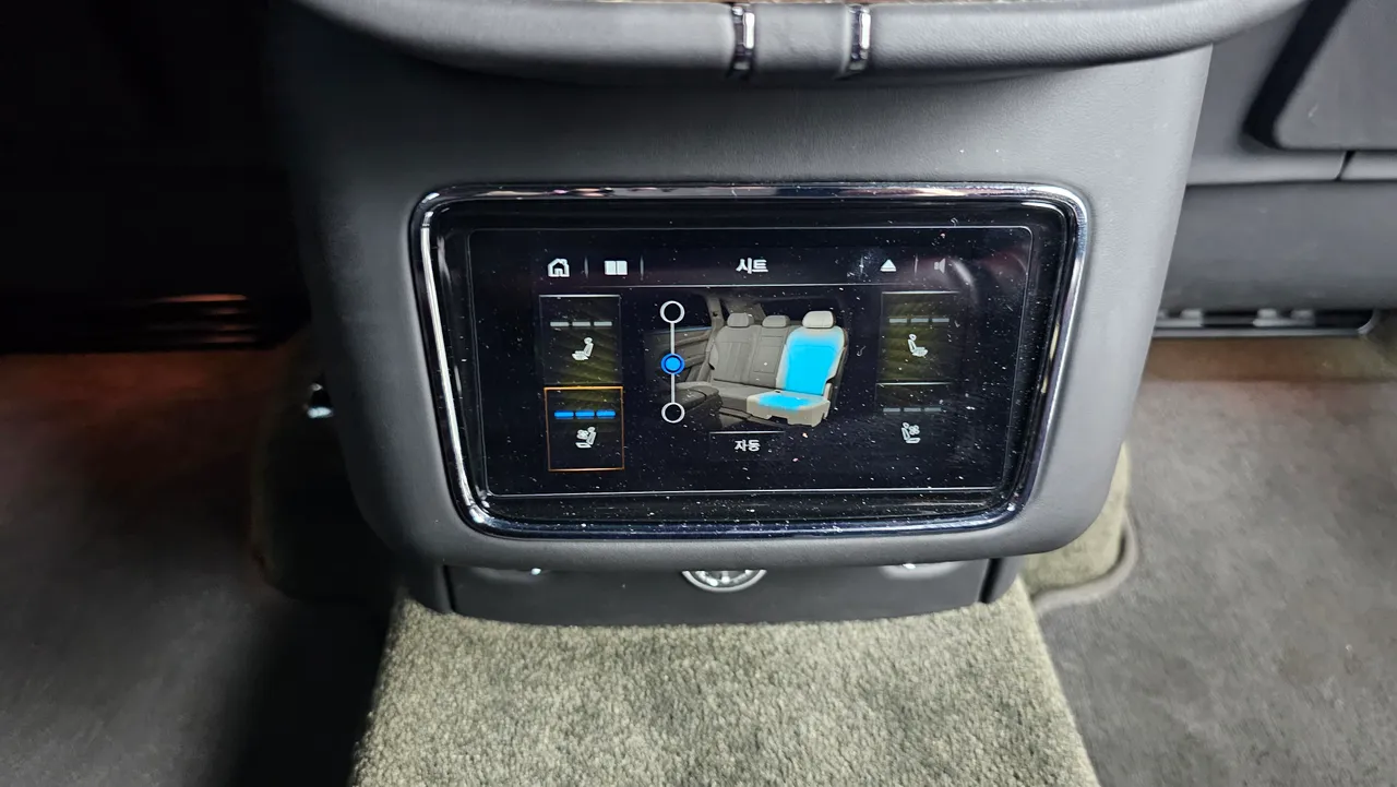 Bentley Bentayga — miniaturë 25