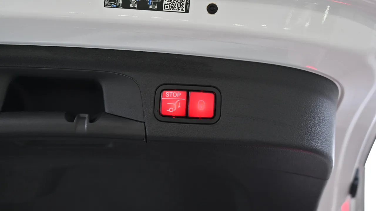 Mercedes-Benz GLE — miniaturë 29