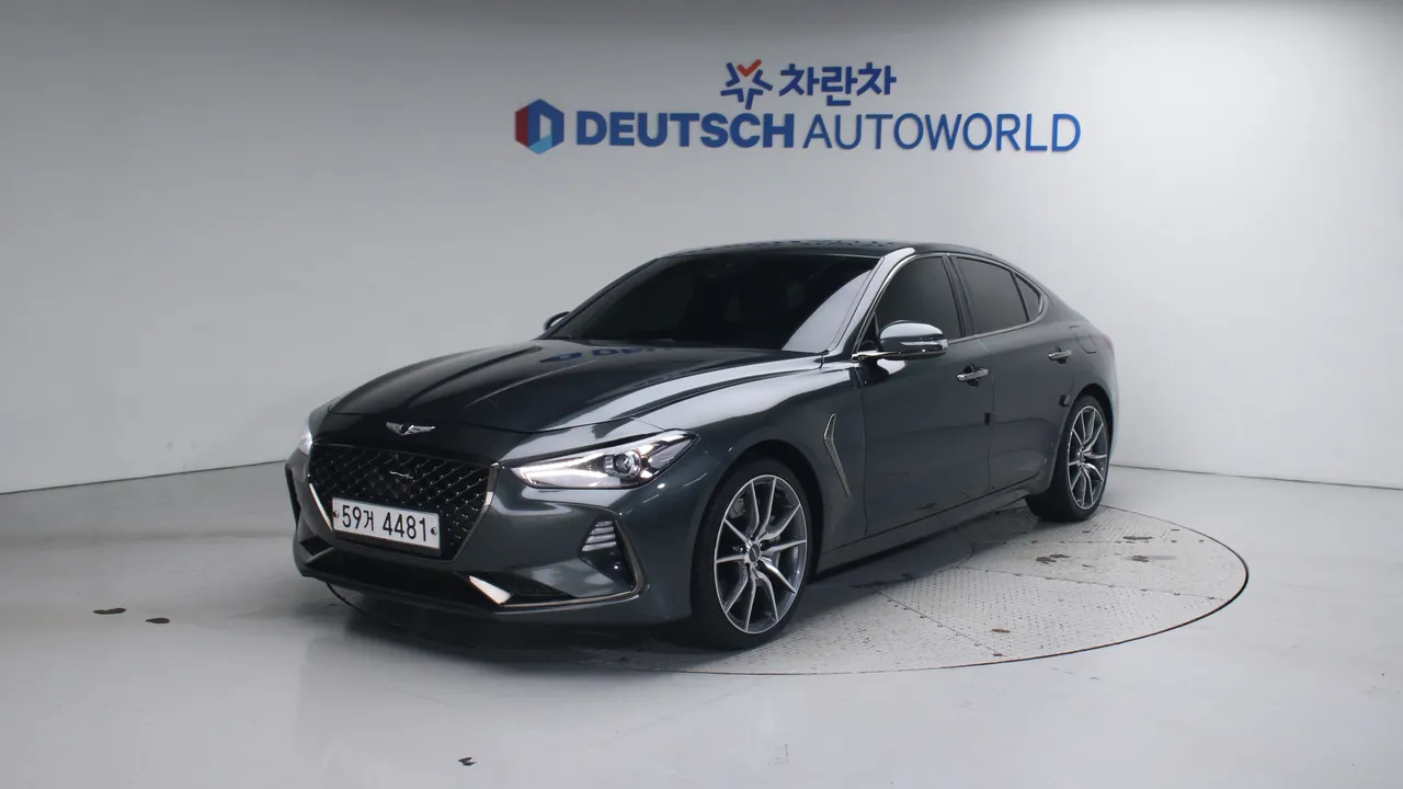 Genesis G70 2.0T AWD — foto 1