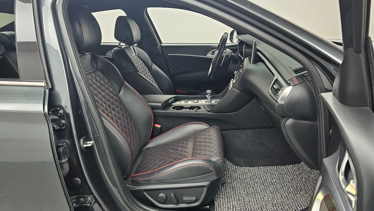 Genesis G70 — miniaturë 10