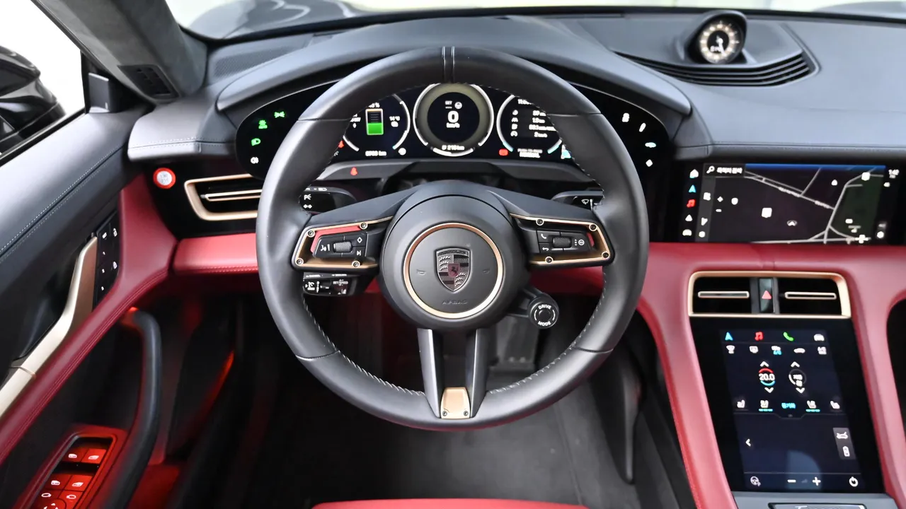 Porsche Taycan — miniaturë 22