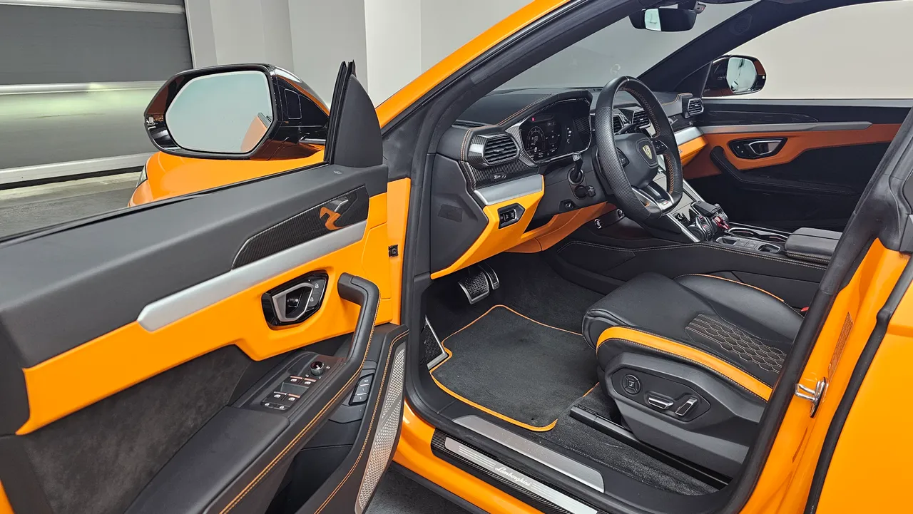 Lamborghini Urus — miniaturë 11