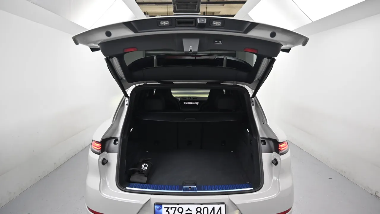 Porsche Cayenne — miniaturë 29