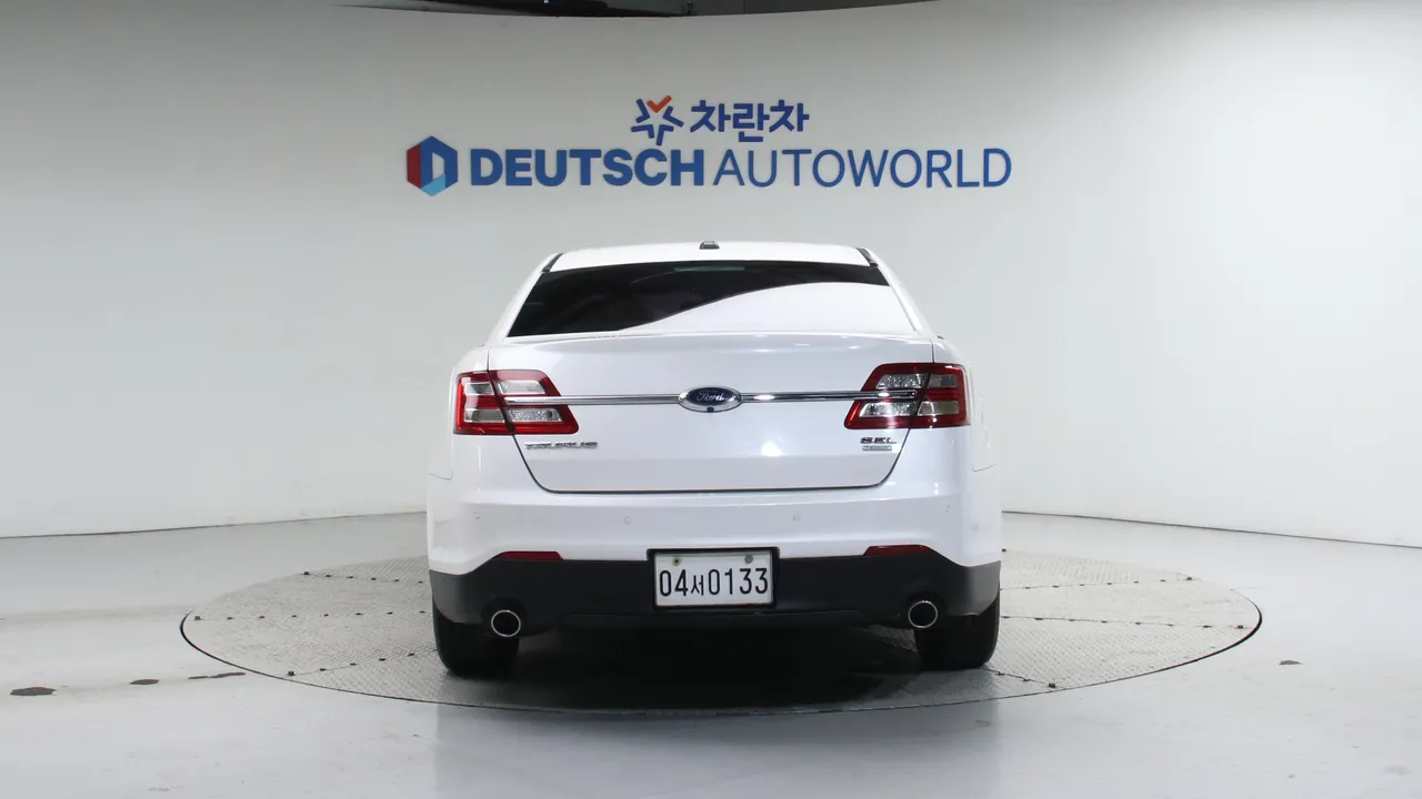 Ford Taurus 6th Generation 2.0 SEL EcoBoost